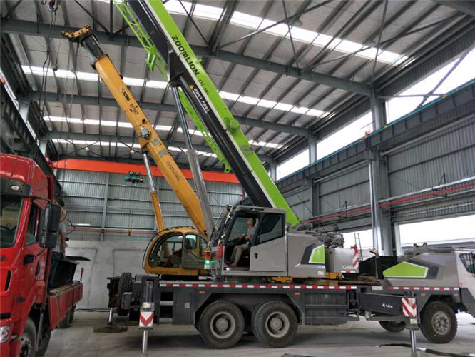 旬阳县高空车出租需要注意哪些安全事项？