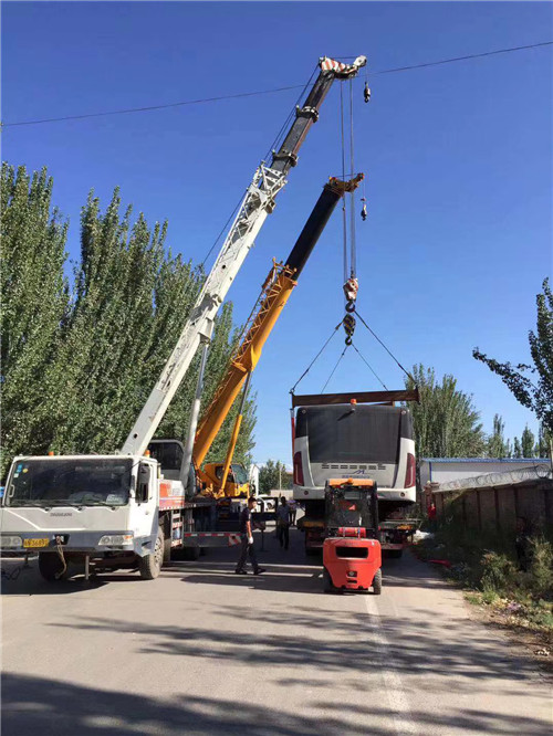 旬阳县港口集装箱搬运案例